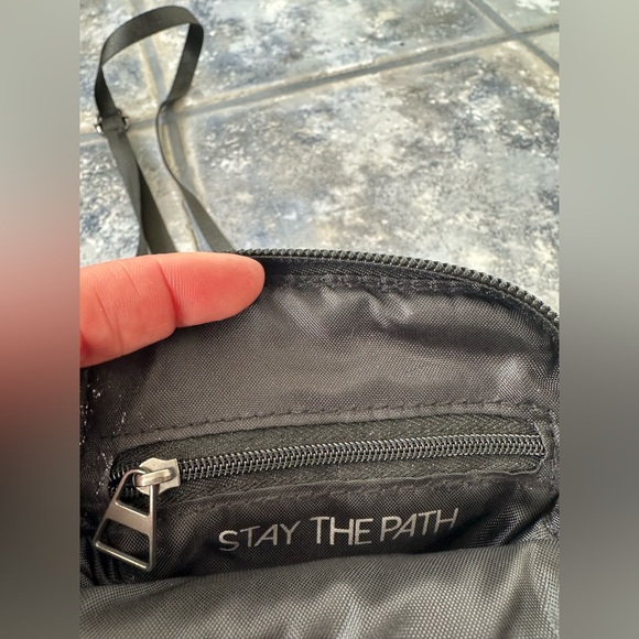 Calia Interchangable Black Crossbody/ Fanny Pack Bag - Picture 3 of 4